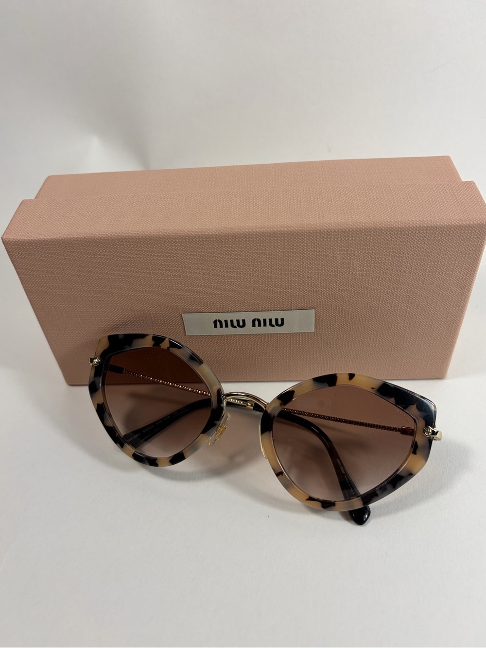 Authentic Miu Miu MU 08XS Sunglasses